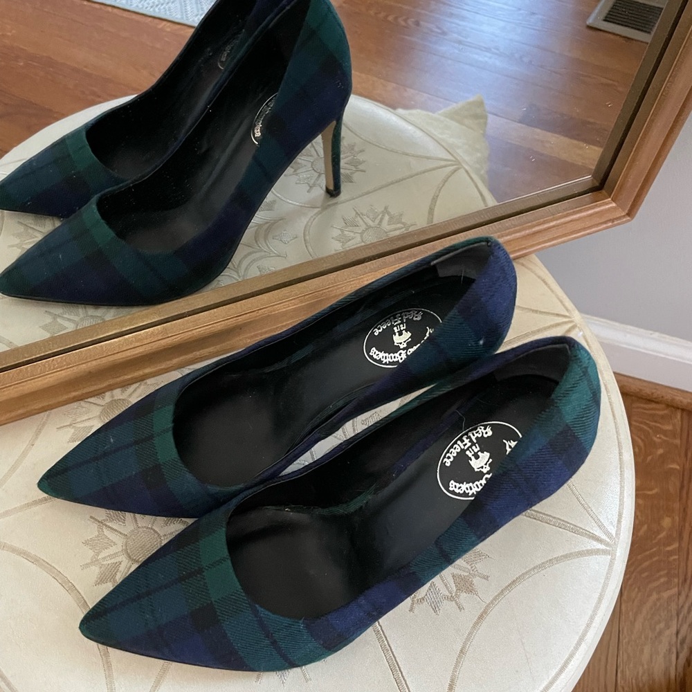 Brooks Brothers Green and Navy black watch Plaid Pointed-Toe Heels size 8